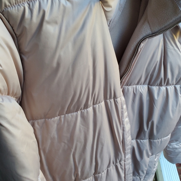 Frost free hooded jacket in beige - Picture 4 of 4